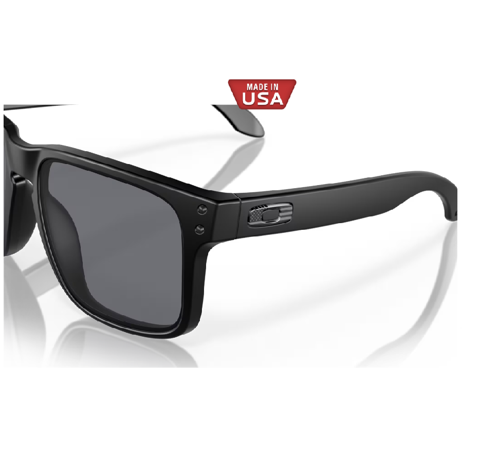美國製 Standard Issue Holbrook™ USA Flag Collection OO9102 - Sunnny SunMarket